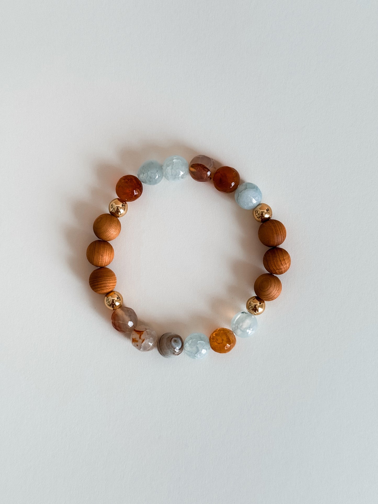 LIGHT BLUE AGATE BRACELET